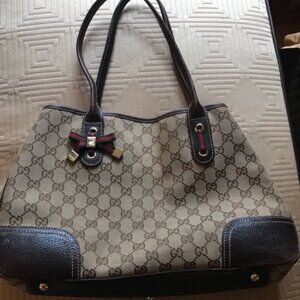 Gucci Shoulder bag